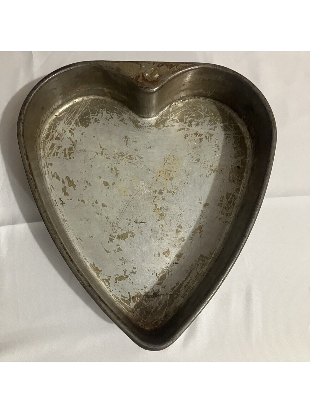 Vintage Cake Pans in Shape of Hearts| Valentine Cake Pans 9X8X2 Two Pan Set